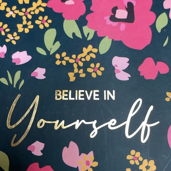 NWOT Spiral bound floral journal diary blank pages. 8.25 x6.5” 3/4” thick. - Picture 2 of 11